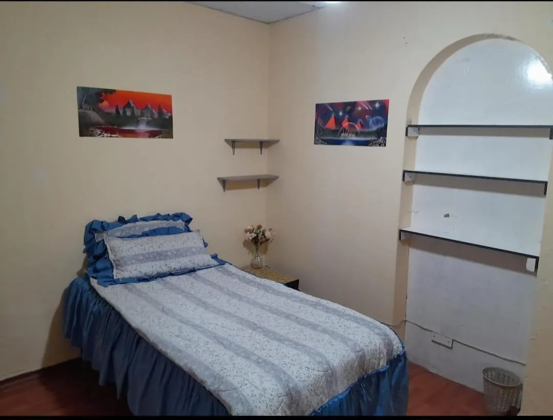 Homestay Familia Lugo Apartment Quito